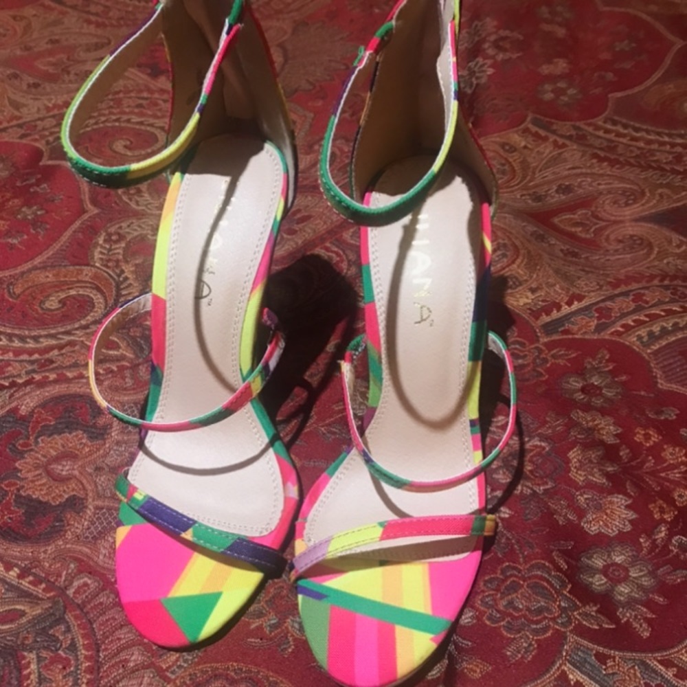 Liliana heels